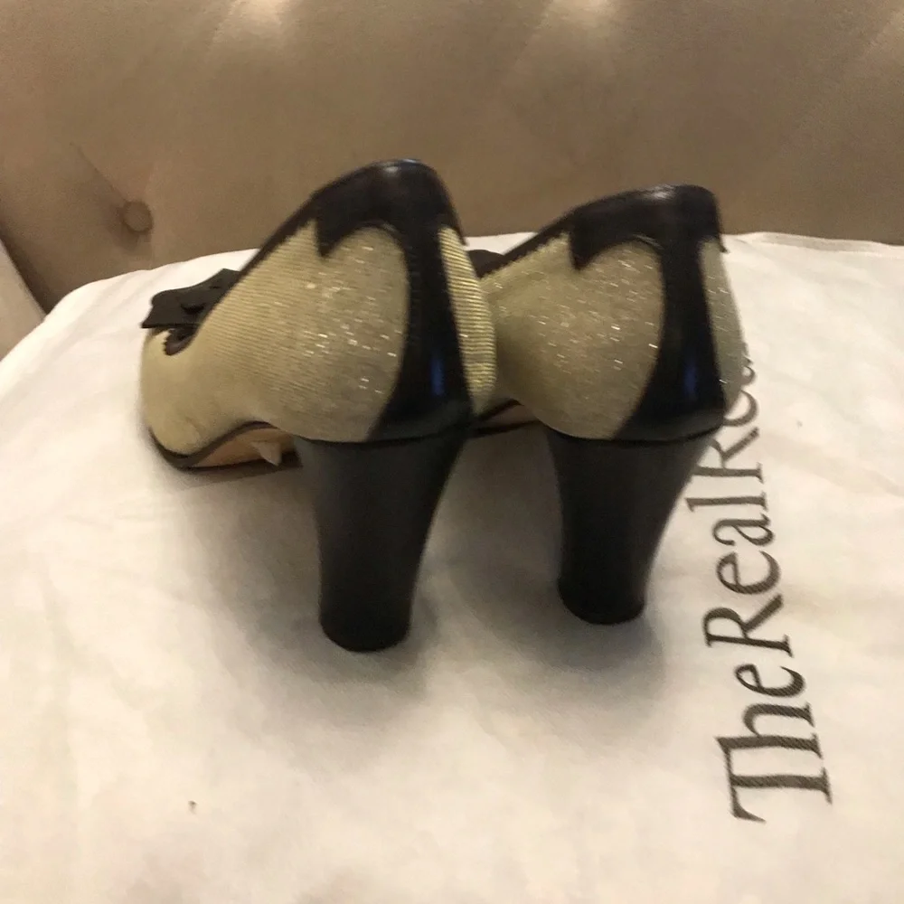Taryn Rose shoes size 38 NEW